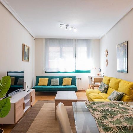 Apartamento Centrico Con Wifi Y Parking De Coche Tamano Medio Onís Exterior foto