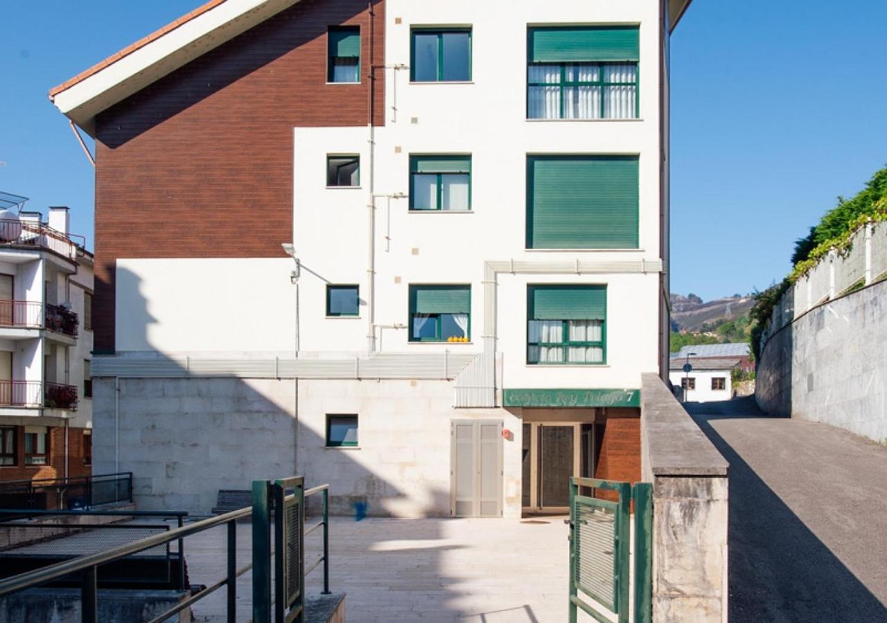 Apartamento Centrico Con Wifi Y Parking De Coche Tamano Medio Onís Exterior foto